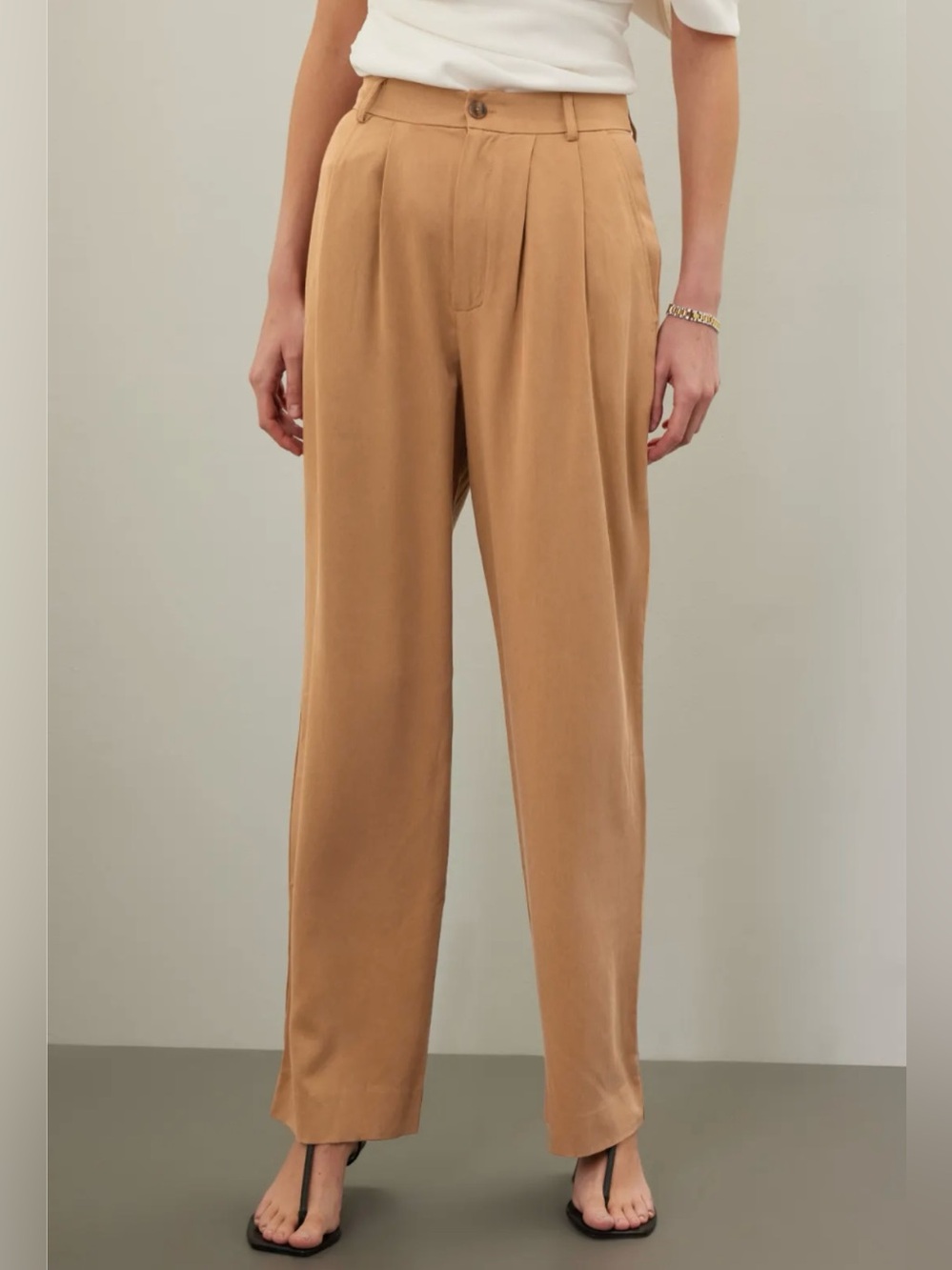 Reformation mason trousers size 6 high rise wide leg medium tan relaxed fit